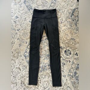 Lululemon Black High Rise, Back Zipper, Front Pocket Leggings
